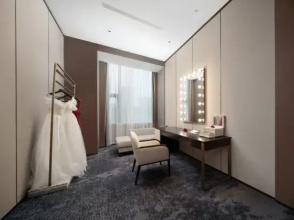V-Continent Chongqing Hotel