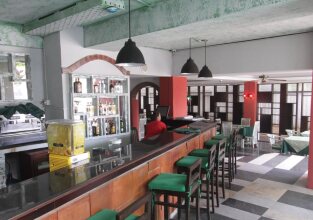Fourteen Roses Boutique Hotel Legian