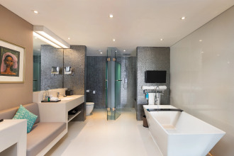Double-Six Luxury Hotel Seminyak