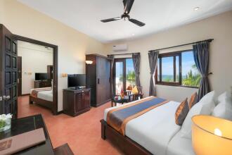 Sea Lion Beach Resort & Spa