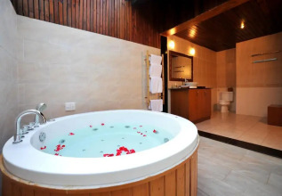 Diamond Bay Resort & Spa Nha Trang
