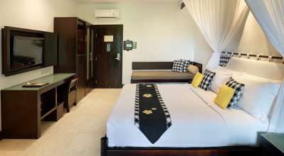 Legian Beach Hotel