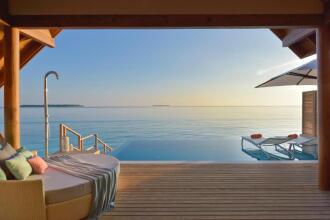 Emerald Faarufushi Resort & Spa