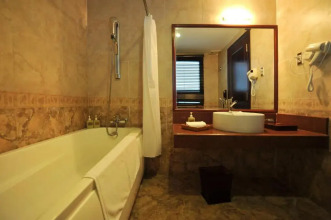 Diamond Bay Resort & Spa Nha Trang