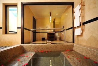 Diamond Bay Resort & Spa Nha Trang