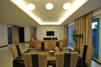 The Palms, Kamala Beach