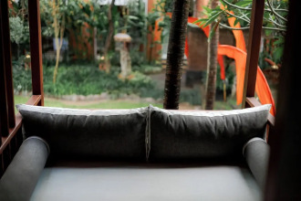 Fourteen Roses Boutique Hotel Legian