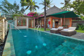 Legian Beach Hotel