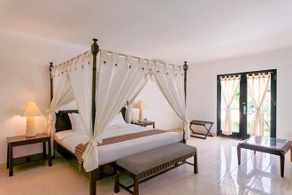 Legong Keraton Beach Hotel