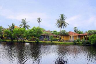 Club Palm Bay