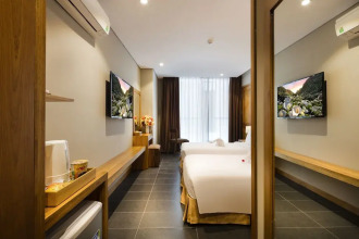 Maple Hotel & Apartment