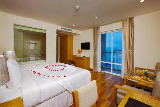 Rosaka Nha Trang Hotel