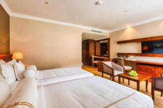 The Golden Crown Hotel