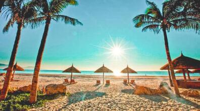 Delicate Beach Danang (Ex. Hung Anh)