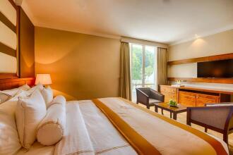 The Golden Crown Hotel