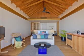 Emerald Faarufushi Resort & Spa