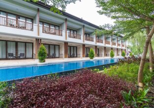 Grand Whiz Hotel Nusa Dua Bali