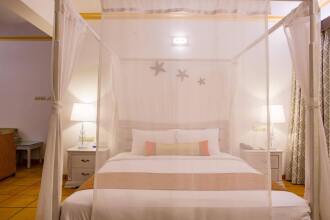 Lazy Lagoon, Baga A Lemon Tree Resort