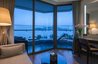 Queen Ann Hotel Nha Trang