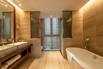 Koi Resort And Residence Da Nang