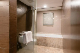 Amaroossa Suite