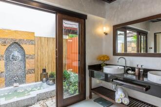 Bandara Resort & Spa