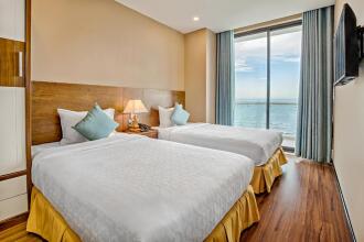 Yarra Ocean Suite Danang