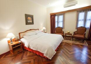 Hotel Majestic Saigon