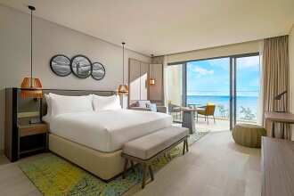 Crowne Plaza Phu Quoc Starbay