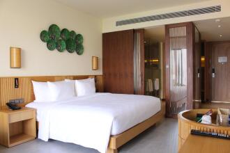 Dusit Princess Moonrise Beach Resort Phu Quoc