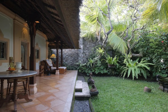 Tandjung Sari Hotel