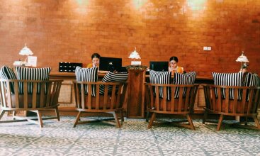 Fourteen Roses Boutique Hotel Legian