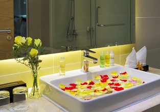Rosaka Nha Trang Hotel