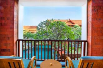 Fourteen Roses Boutique Hotel Legian