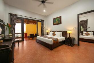 Sea Lion Beach Resort & Spa
