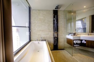 Boton Blue Hotel & Spa Nha Trang