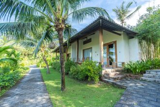 Camia Resort & Spa