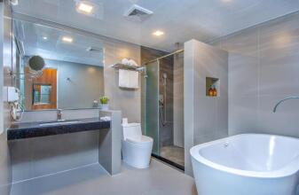 Triton Prestige Seaview & Spa