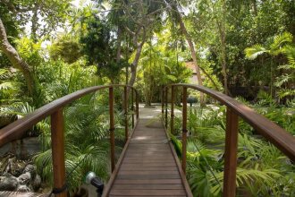 Embudu Village Resort