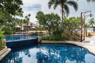 Jomtien Palm Beach Hotel And Resort
