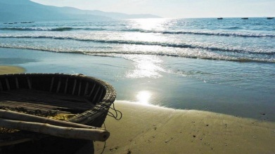 Delicate Beach Danang (Ex. Hung Anh)