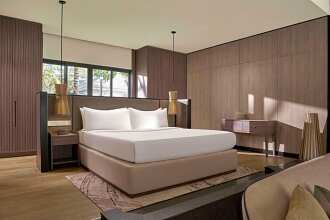 Crowne Plaza Phu Quoc Starbay