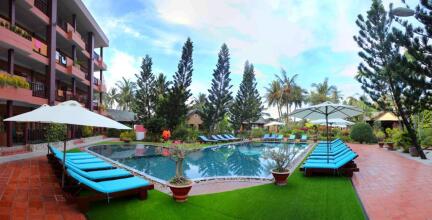 Little Muine Cottages Resort