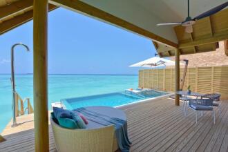 Emerald Faarufushi Resort & Spa