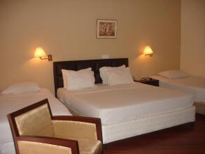 Devon Hotel
