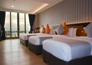 Triton Prestige Seaview & Spa