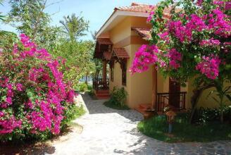 Sandhills Beach Resort & Spa