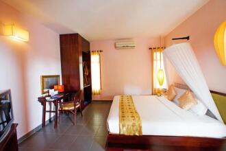 Romana Resort & Spa