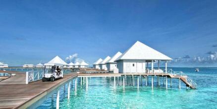 Diamonds Thudufushi Beach & Water Villas