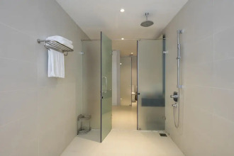 Maple Hotel & Apartment